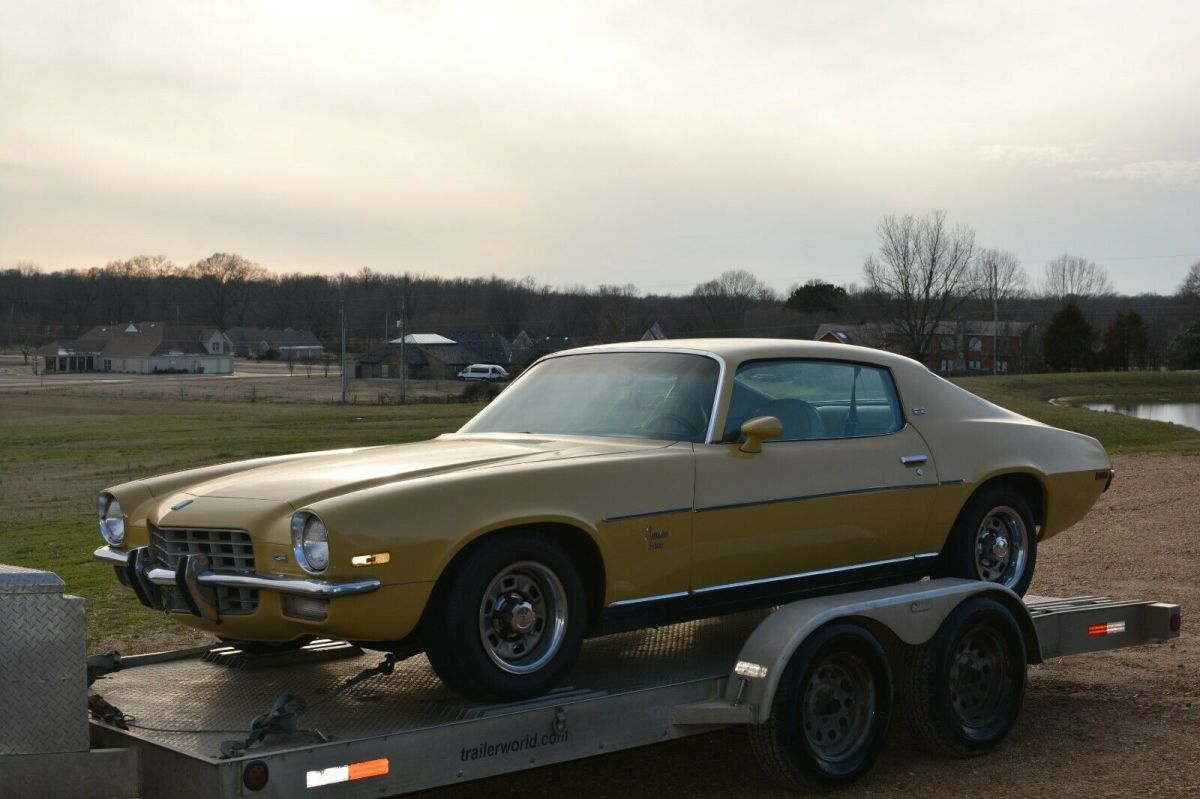 1973 Gold Chevrolet Camaro Coupe