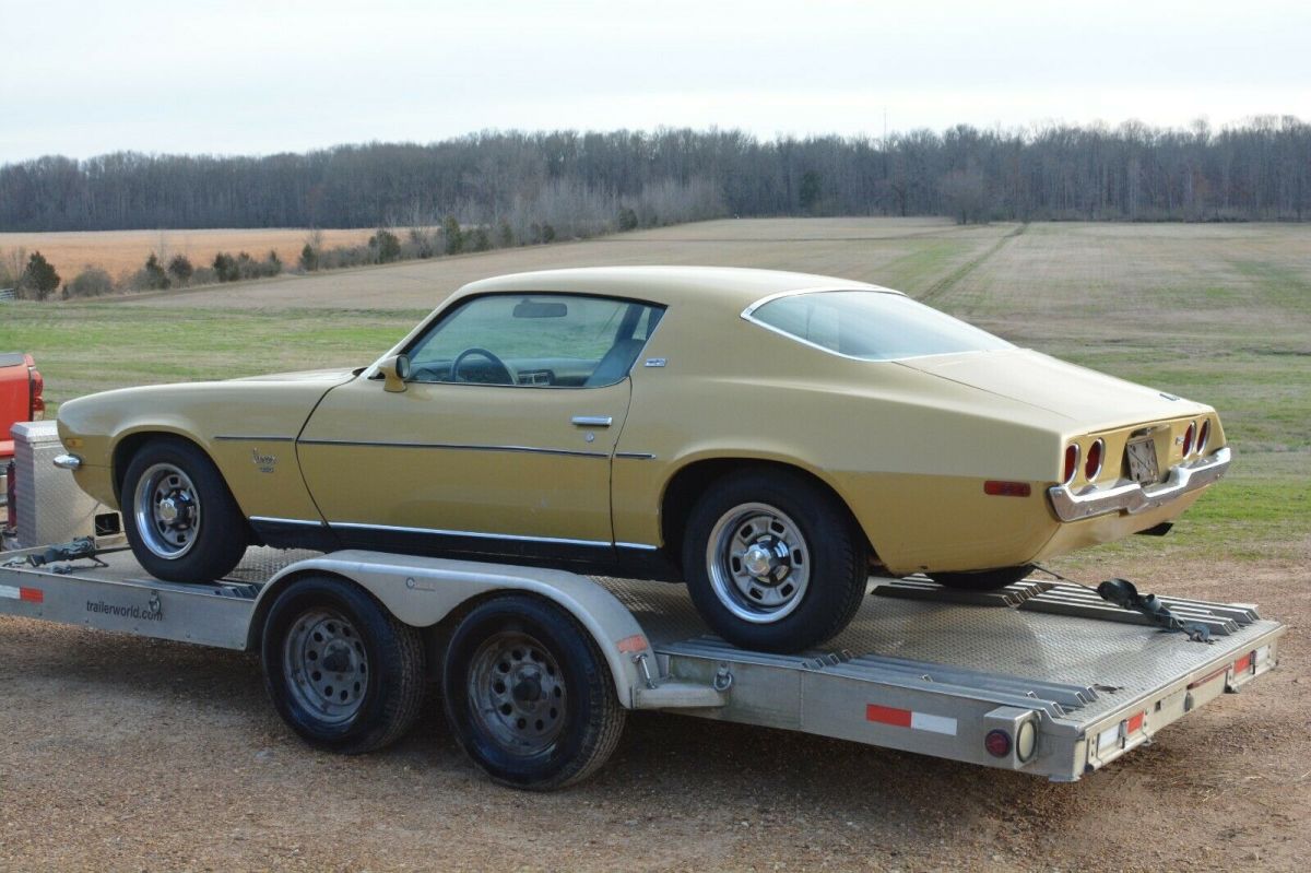 1973 Gold Chevrolet Camaro Coupe