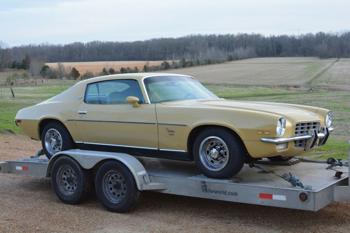 1973 Gold Chevrolet Camaro Coupe