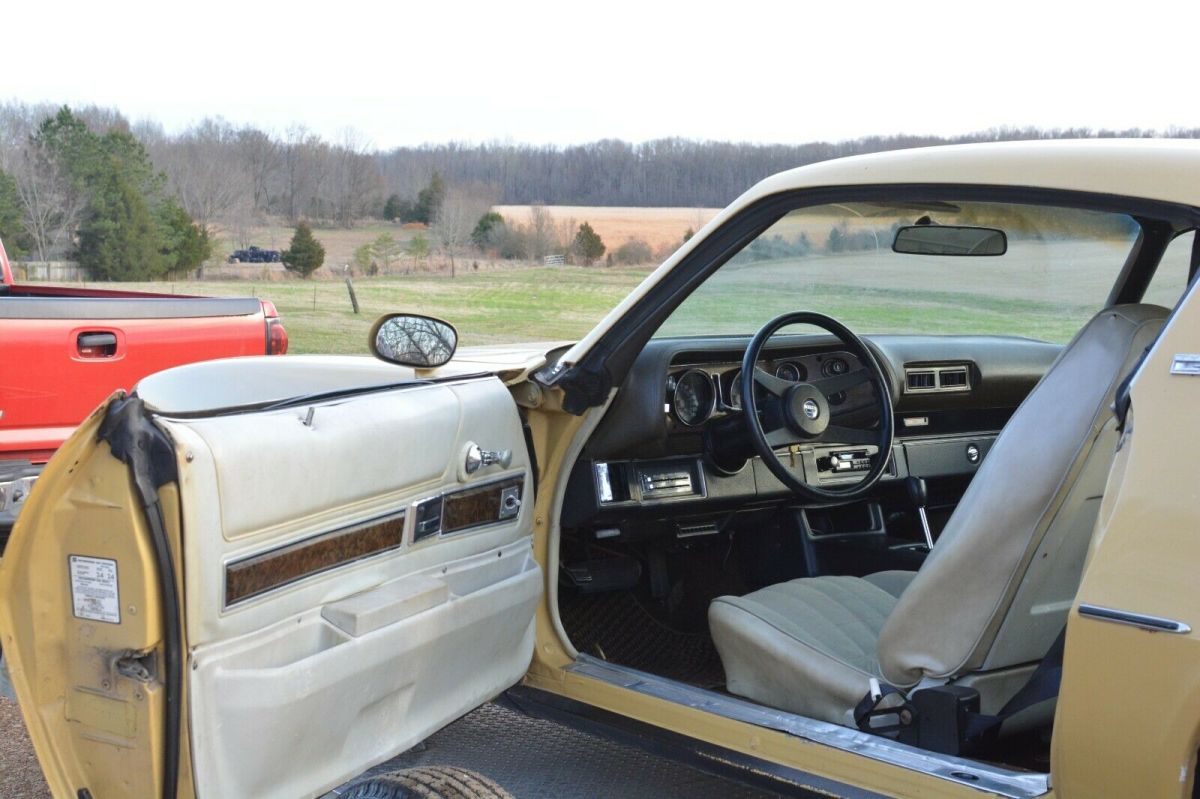 1973 Gold Chevrolet Camaro Coupe