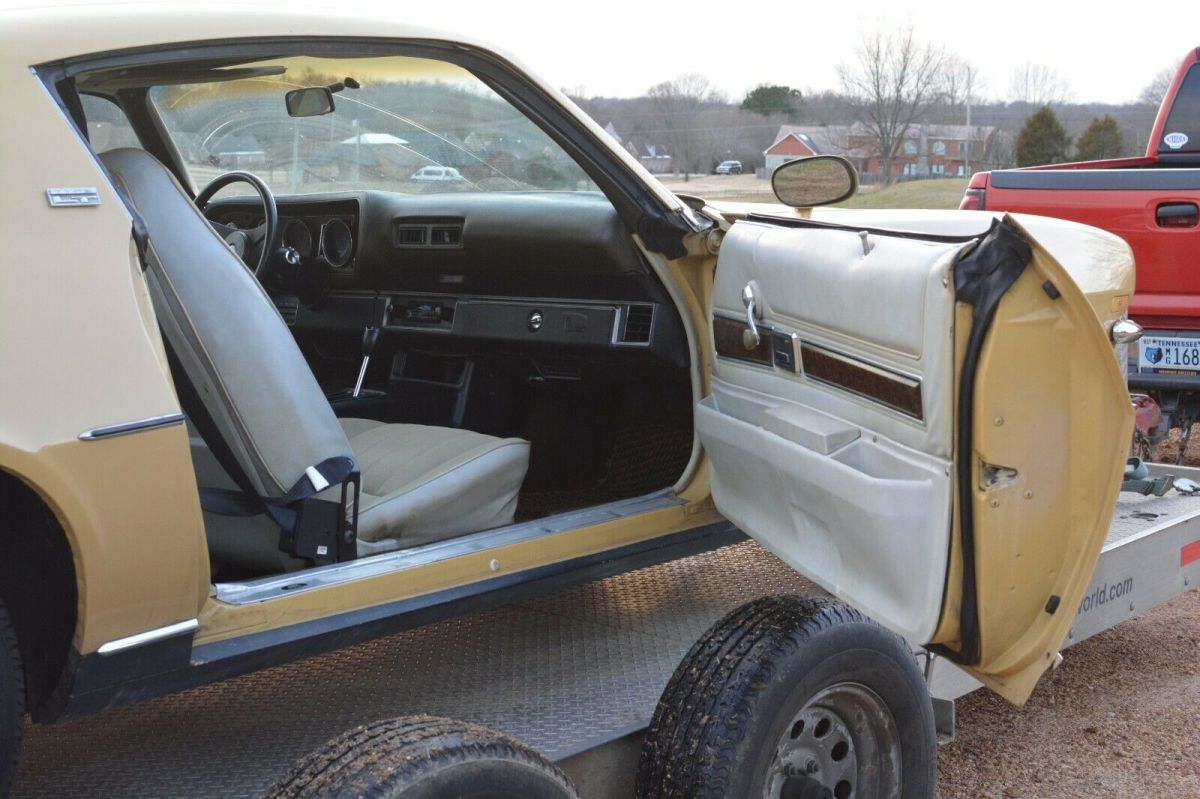 1973 Gold Chevrolet Camaro Coupe