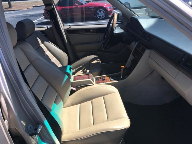 1994 Smoked Silver Mercedes-Benz 500-Series Sedan