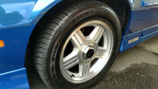 1991 Blue Chevrolet Camaro