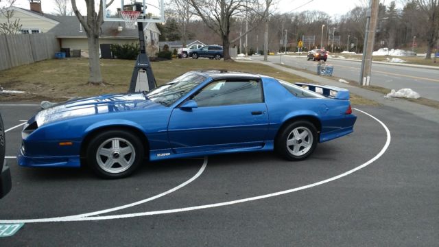 1991 Blue Chevrolet Camaro