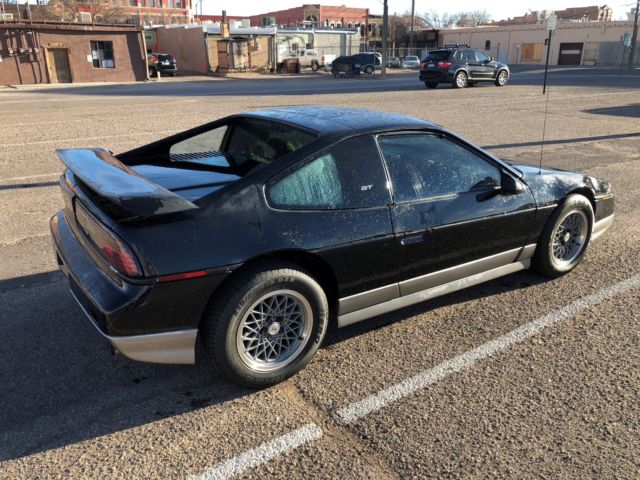 1986 Black Pontiac Fiero Fastback