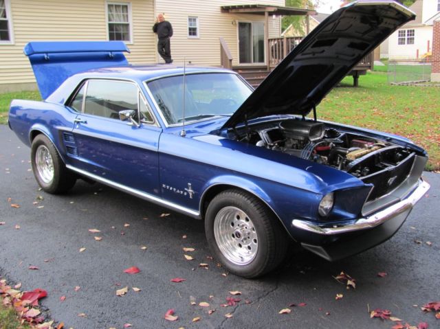 1967 Blue Ford Mustang