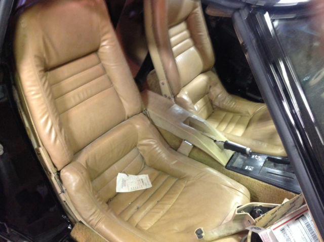 19790000 BLACK Chevrolet Corvette T'-TOP