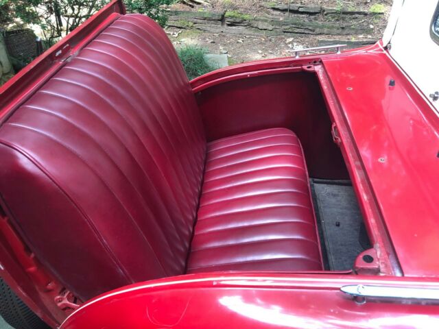 1930 RED/BLACK Ford Model A Convertible