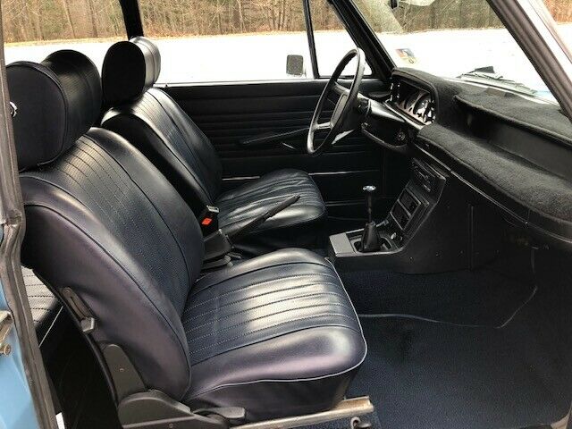 1976 Blue BMW 2002 Coupe