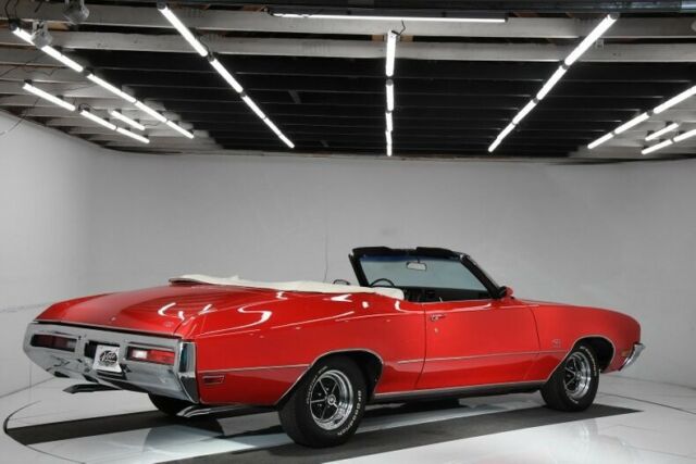 1970 Red Buick Skylark Convertible