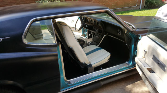 1970 Black Ford Thunderbird 2 door coupe