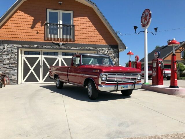 1969 Red Ford F-100
