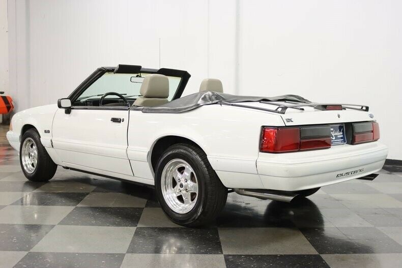 1991 White Ford Mustang Convertible