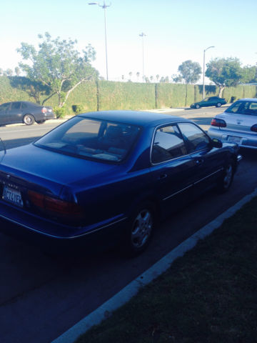 1994 Blue Mitsubishi Diamante Sedan