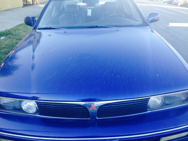 1994 Blue Mitsubishi Diamante Sedan