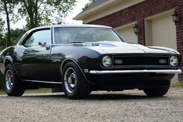 1968 Deep Green Chevrolet Camaro coupe