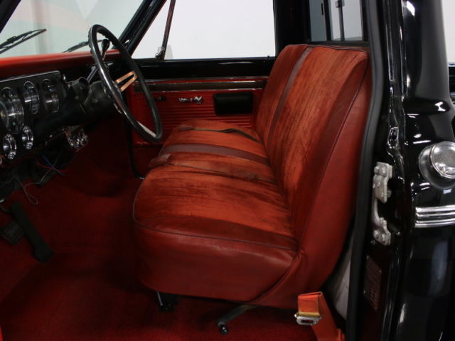 1970 Black Chevrolet C-10 Pickup (Truck)