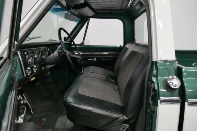 1970 Green Chevrolet C-10 Pickup Truck