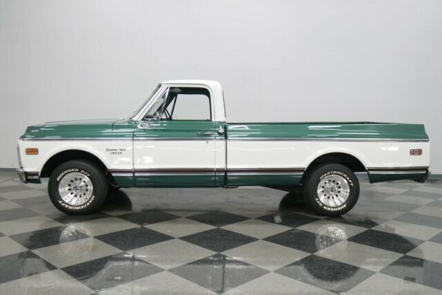 1970 Green Chevrolet C-10 Pickup Truck