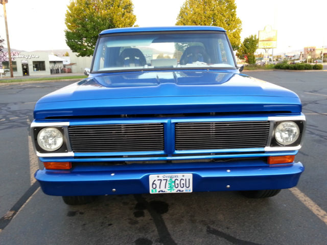 1970 Metallic Blue Ford F-100 Standard Cab Pickup