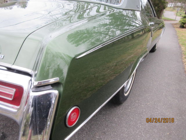 1970 Green Buick Riviera Coupe
