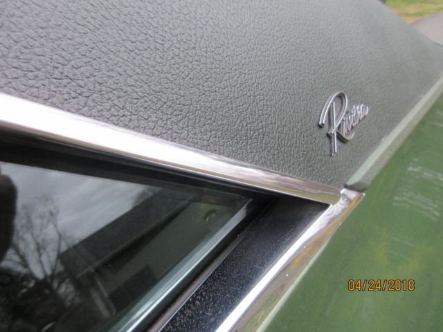 1970 Green Buick Riviera Coupe