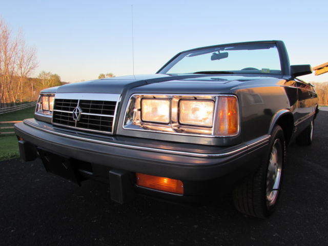 1986 GUNMETAL GRAY Dodge 600 ES Convertible