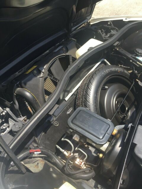 1985 White Pontiac Fiero Coupe