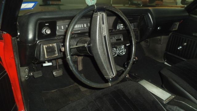 1972 Red Chevrolet Chevelle 2 dr hardtop