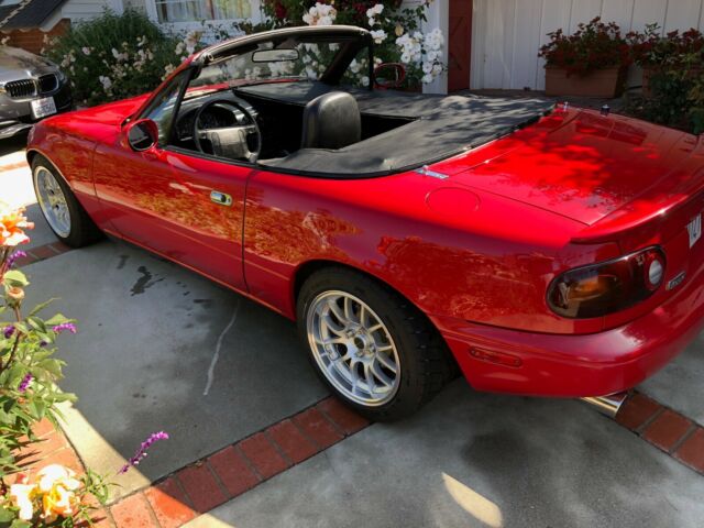 1993 Red Mazda MX-5 Miata Convertible
