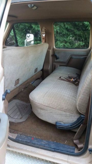 1989 Tan Ford F-350 Crew Cab Pickup