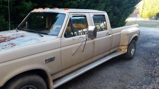 1989 Tan Ford F-350 Crew Cab Pickup