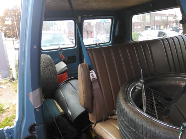 1990 Blue Chevrolet G20 Van