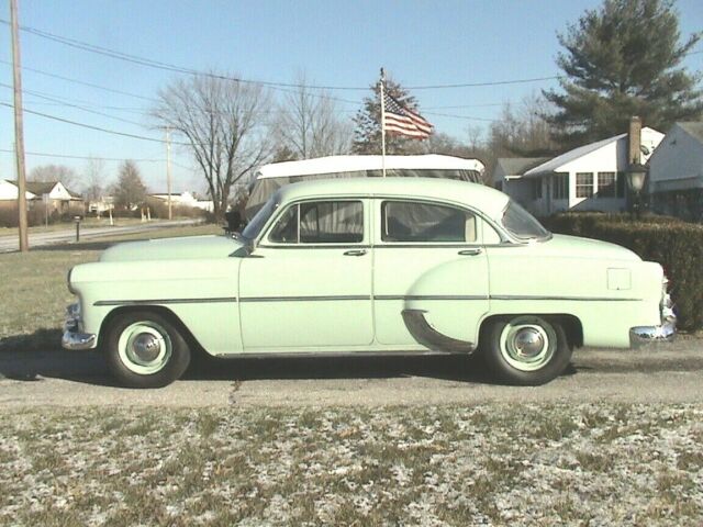 1953 LIGHT GREEN Chevrolet Bel Air/150/210 4 DOOR