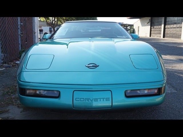 1991 Green Chevrolet Corvette --