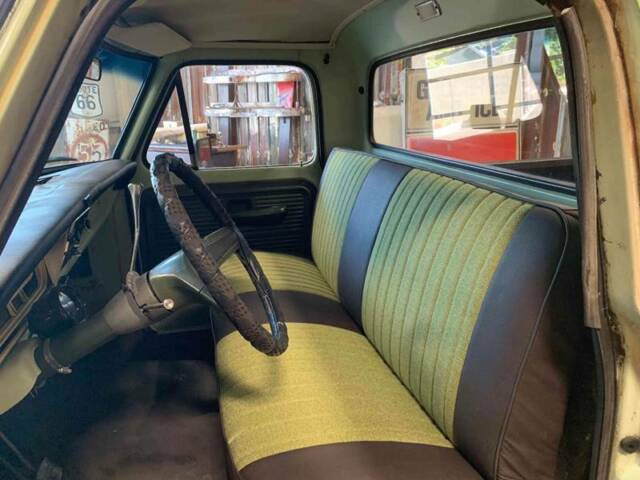 1971 Green Ford F-100 Pickup Truck