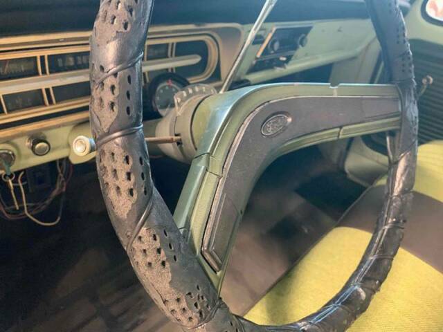 1971 Green Ford F-100 Pickup Truck