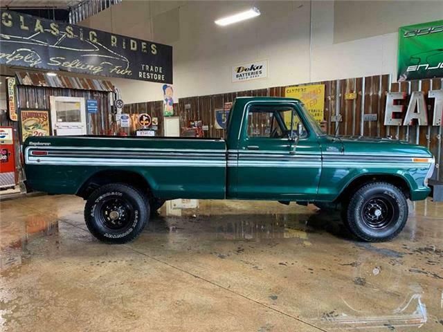 1979 Green Ford F-250 Pickup Truck
