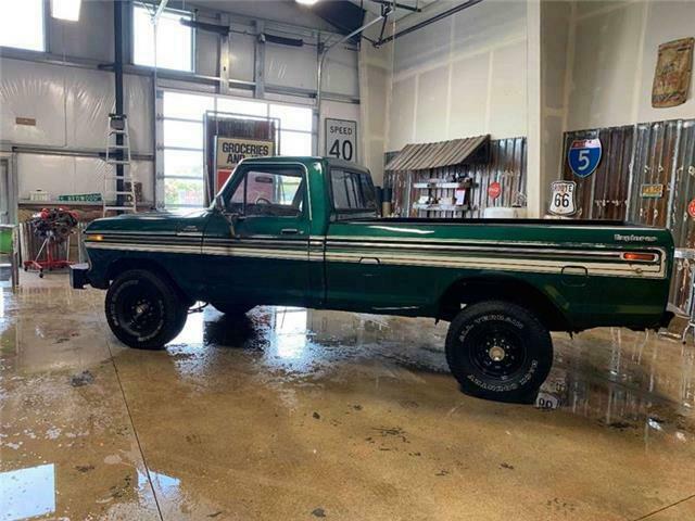 1979 Green Ford F-250 Pickup Truck