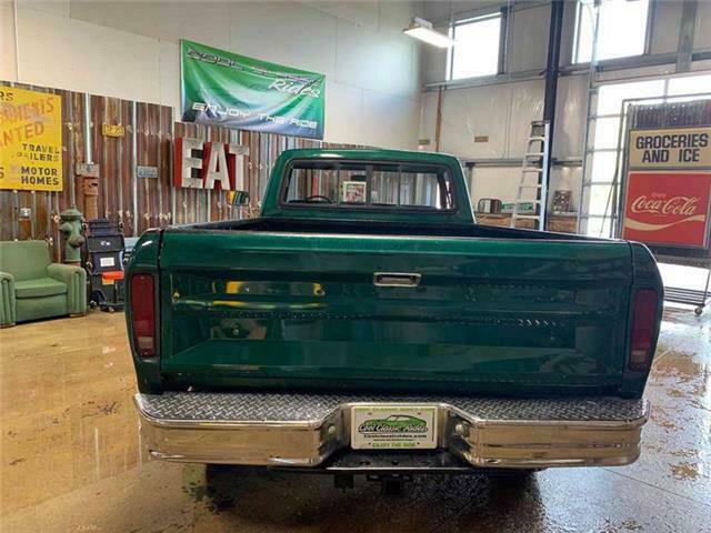 1979 Green Ford F-250 Pickup Truck
