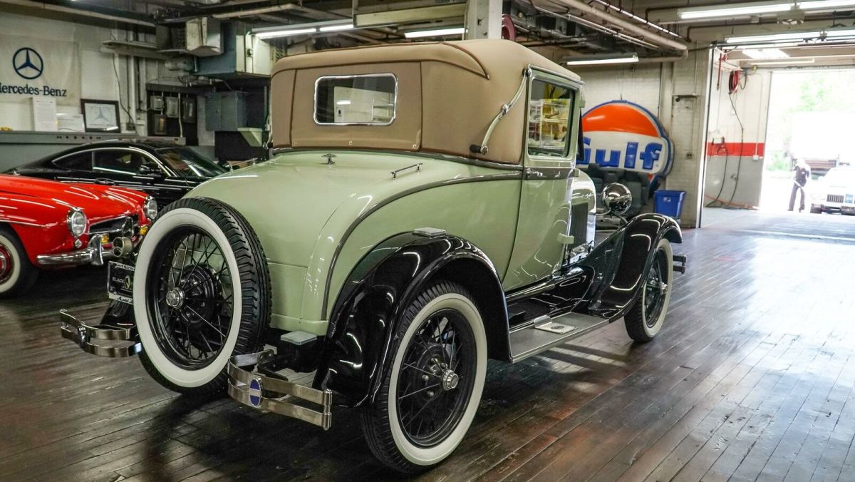 1928 Green Ford Model A --
