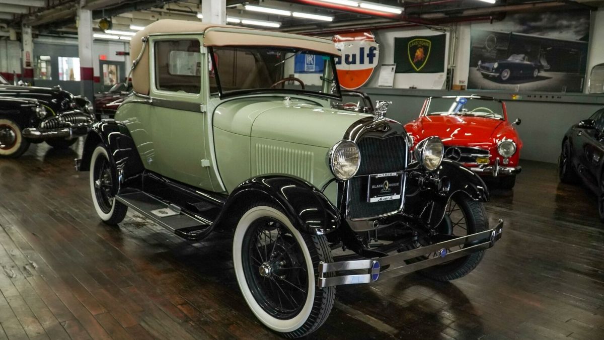 1928 Green Ford Model A --