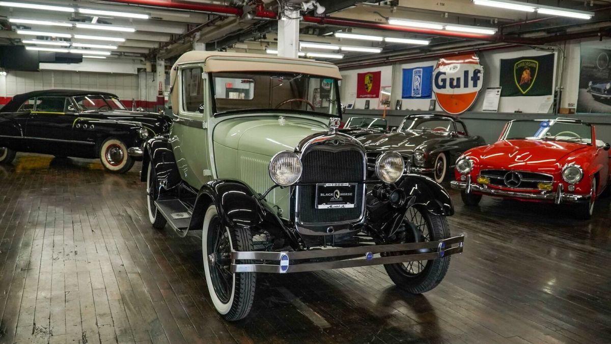 1928 Green Ford Model A --