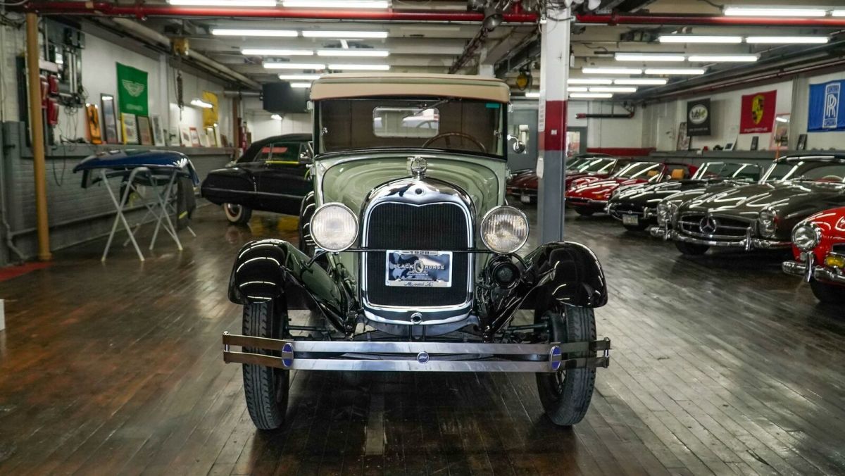 1928 Green Ford Model A --