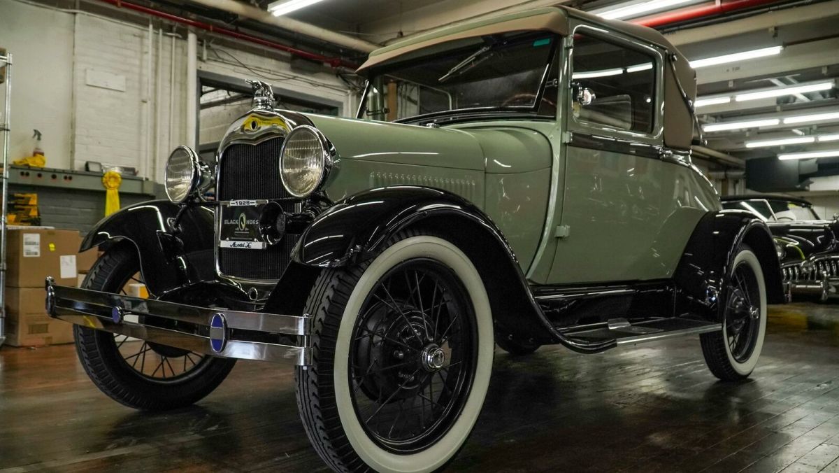 1928 Green Ford Model A --