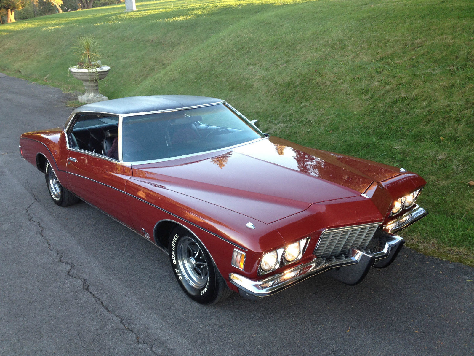 1972 Maroon Buick Riviera Coupe