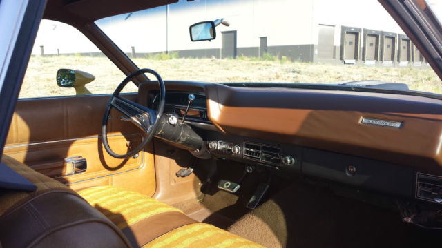 1971 medium goldenrod yellow Ford Ranchero truck car el camino ranchero