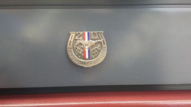 1984 Oxford White Ford Mustang Hatchback