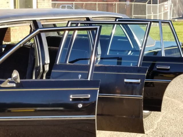 1979 Black Oldsmobile Eighty-Eight 6 DOOR GM Limousine