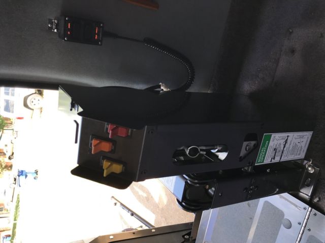 1992 Silver Ford E-Series Van Standard Passenger Van